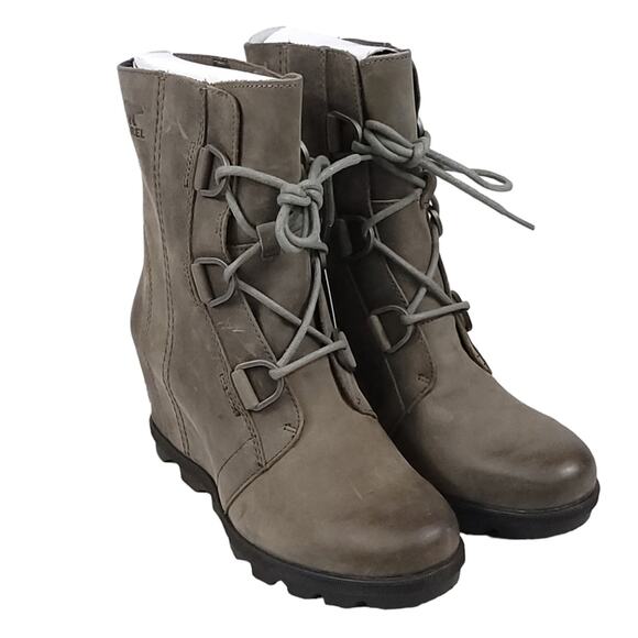 Sorel Joan Of Arctic Wedge II Platform Boots in Quarry - Picture 3 of 11